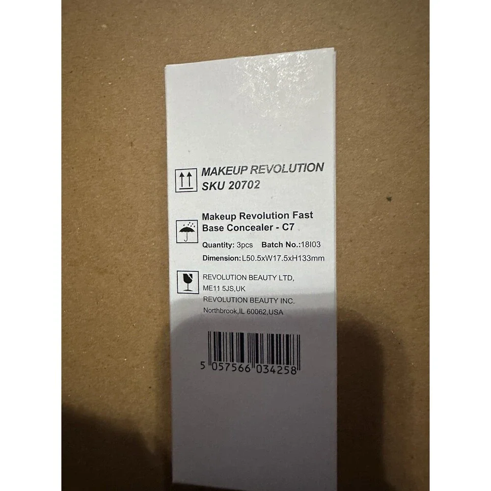 Makeup Revolution Fast Base Concealer C7 3Pc Lot New